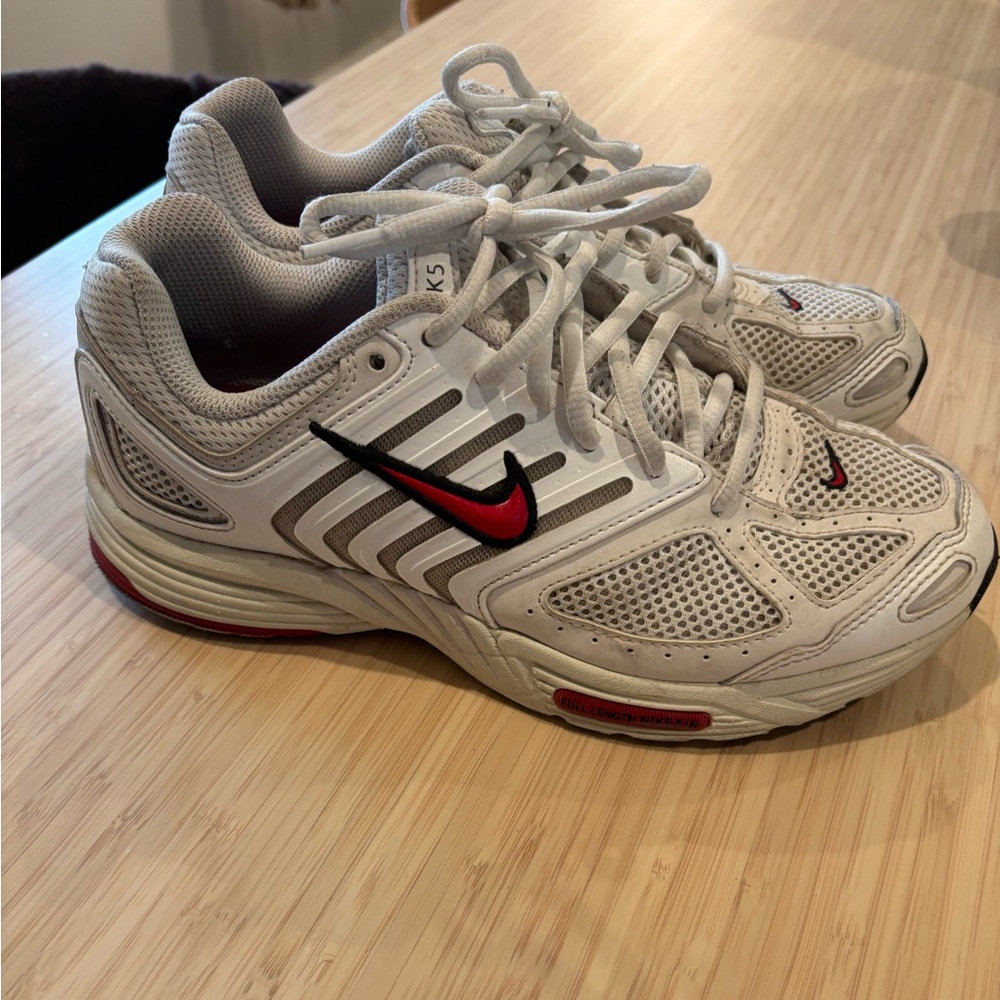 Nike Air Pegasus running shoes